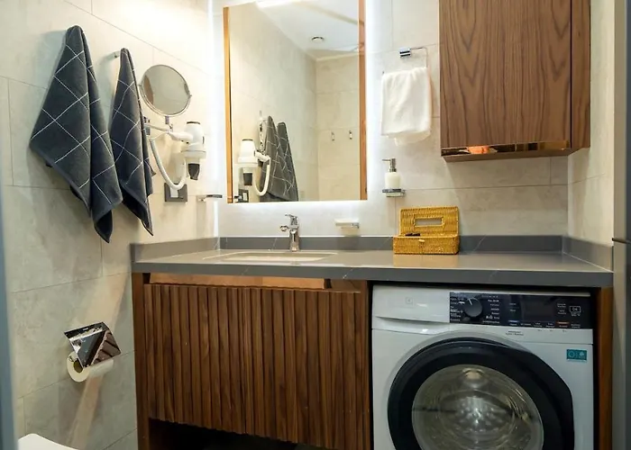 Touch The Sky At Nordic Sky Modern Lägenhet