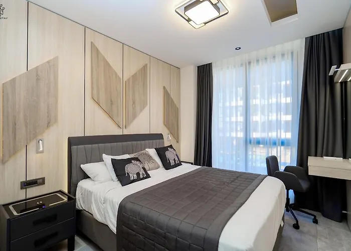 Touch The Sky At Nordic Sky Modern 公寓 阿拉尼亚